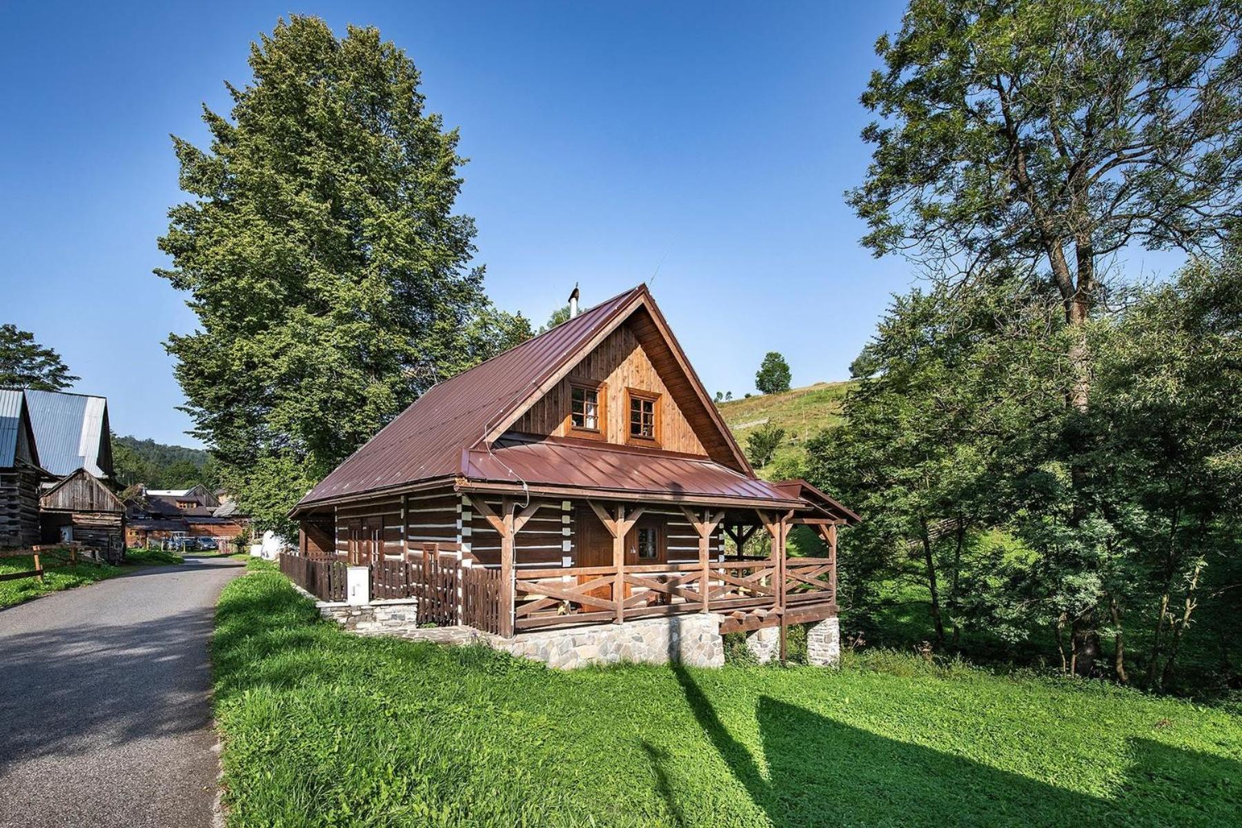Drevenica Na Kraji Sveta Osturna Exterior foto